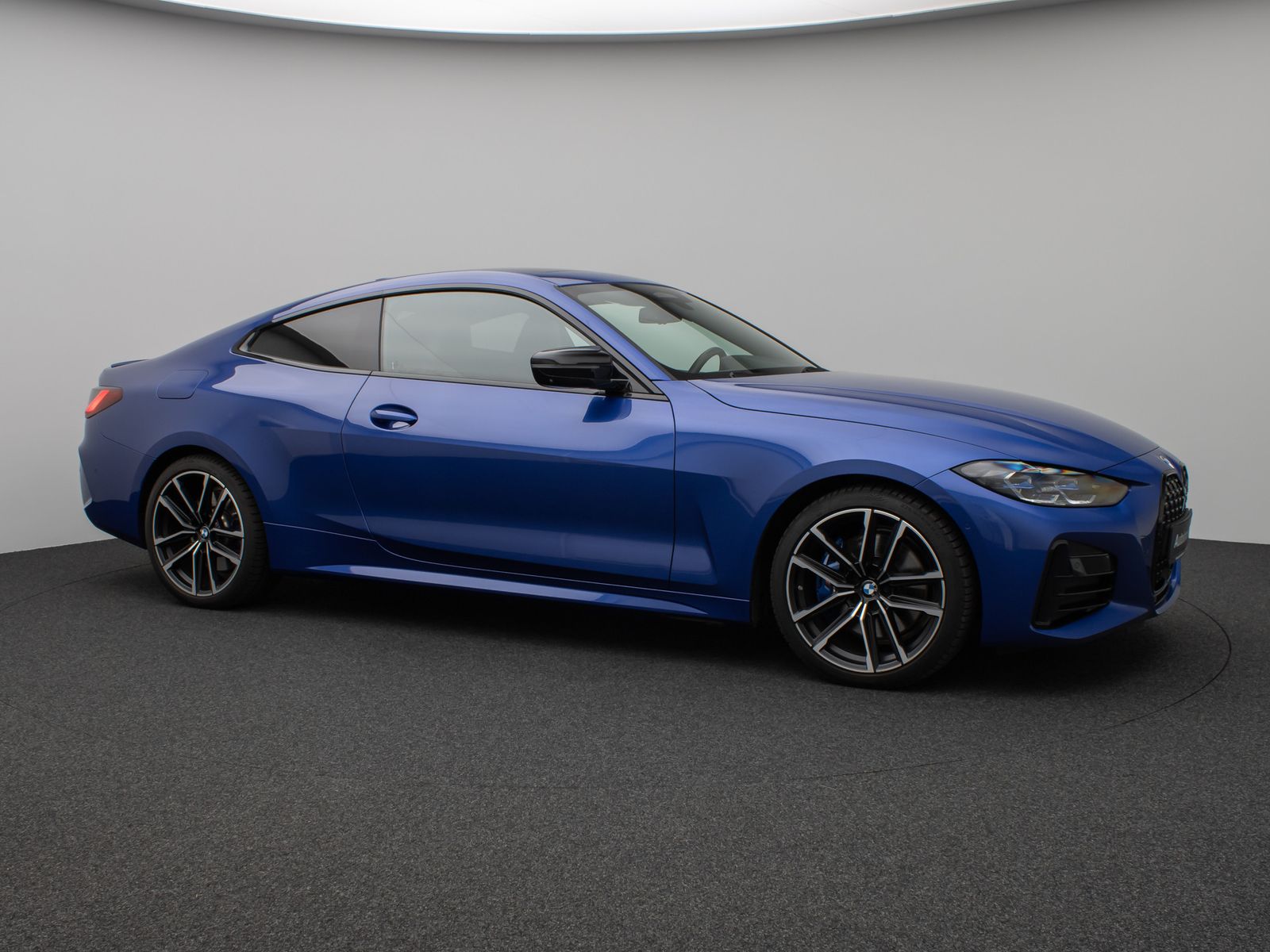 Fahrzeugabbildung BMW M440d xD Coupé 360°Glasdach HUD Laser DAB H/K