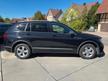 Volkswagen Tiguan Allspace - 10