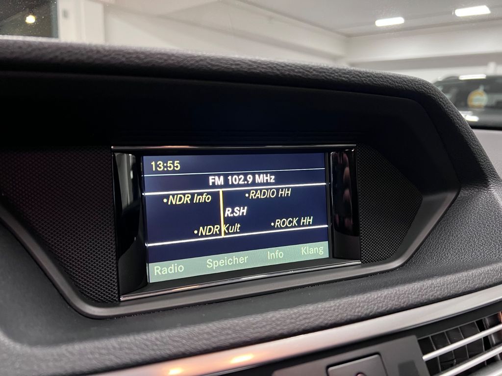 Mercedes-Benz E 350 BE / V6 / RENTNER / NUR 81.tKM/ GARANTIE Mercedes-Benz E 350 BE / V6 / RENTNER / NUR 81.tKM/ GARANTIE