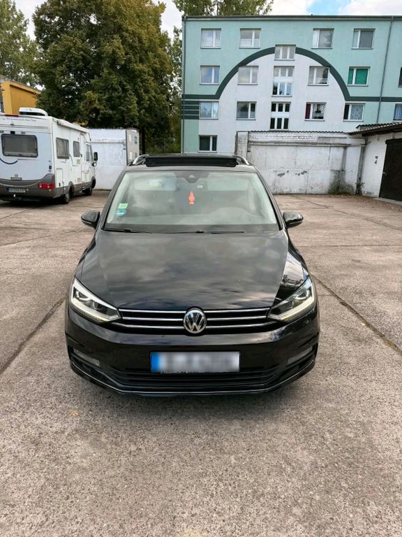 Image of Volkswagen Touran