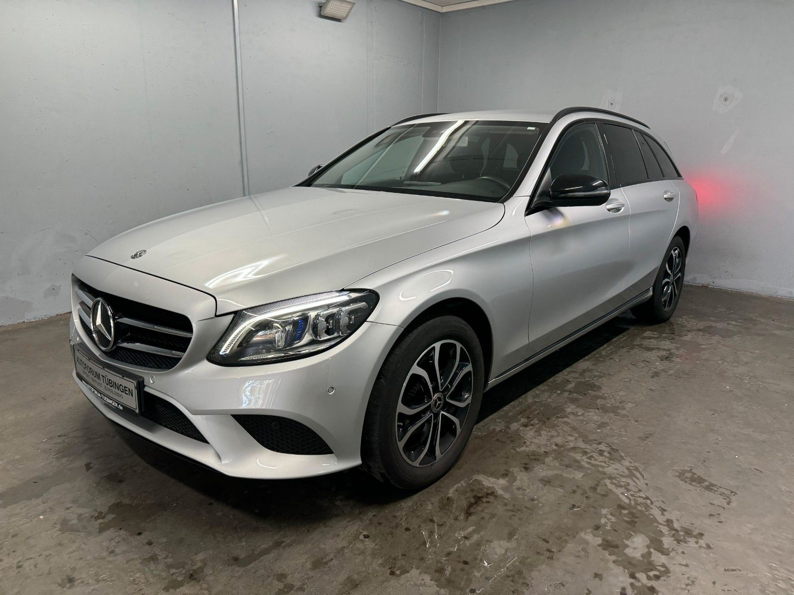 Fahrzeugabbildung Mercedes-Benz C 220 d 4MATIC T Autom.*DISTRO*SDH*NAVI*AHK*