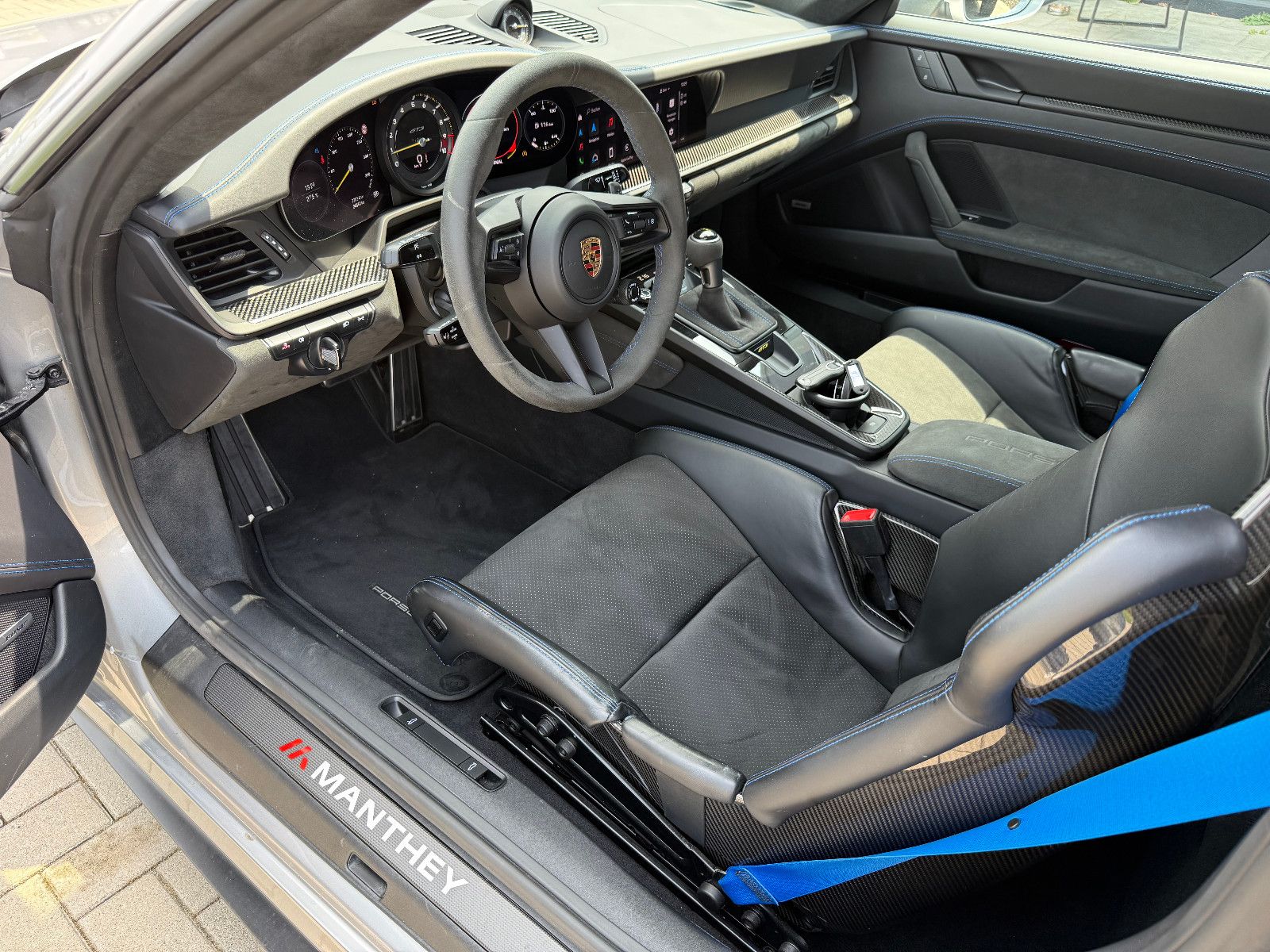 Fahrzeugabbildung Porsche 911/992.1 GT3 Manthey Kit, Lift, Approved,Steuer