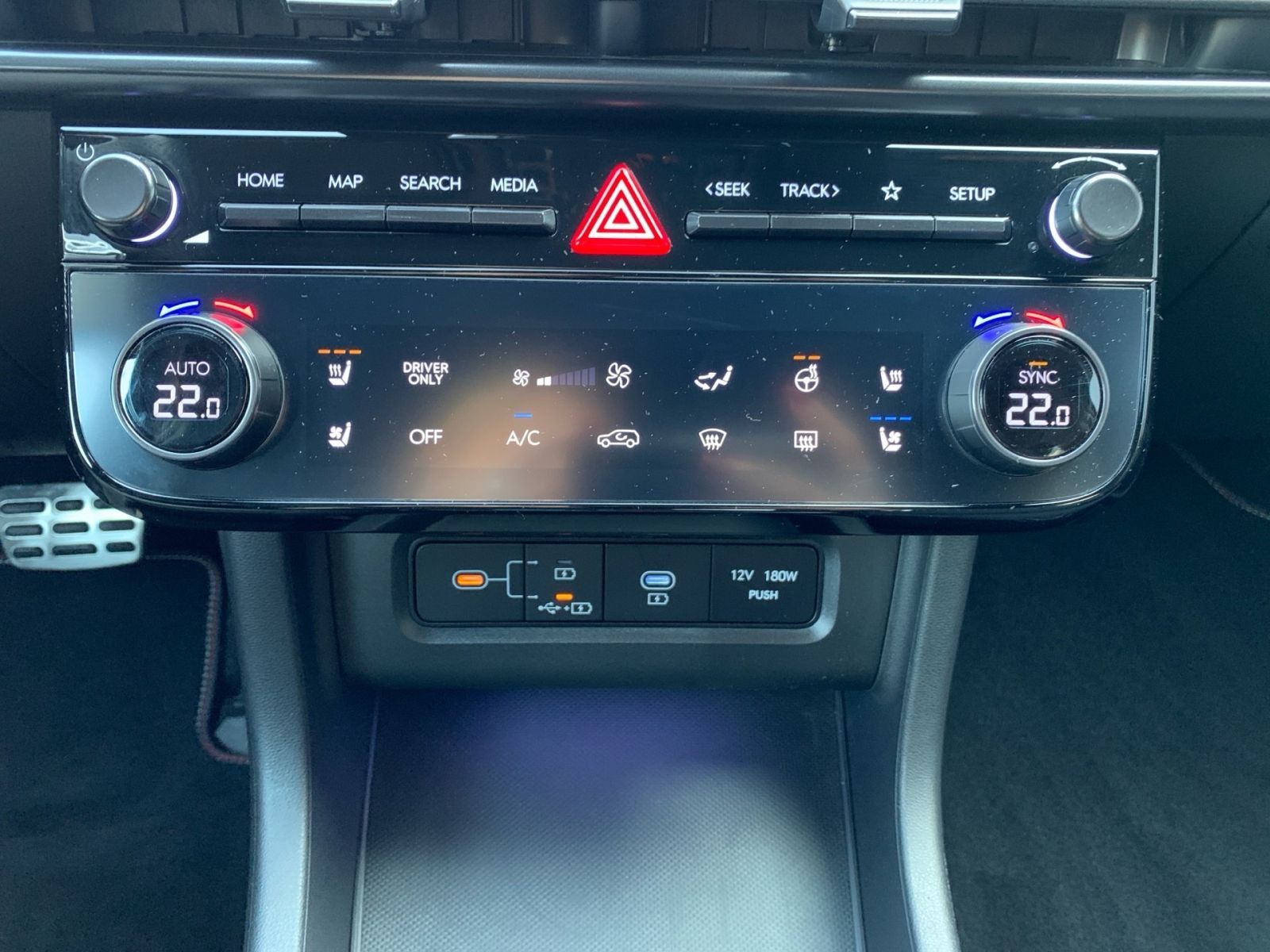 Fahrzeugabbildung Hyundai TUCSON 1.6 T-GDI N Line Plug-In Hybrid 4WD Sitz