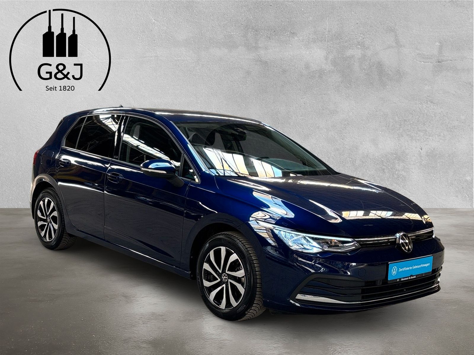 Fahrzeugabbildung Volkswagen Golf 1.5 eTSI Active AHK AppConnect SHZ