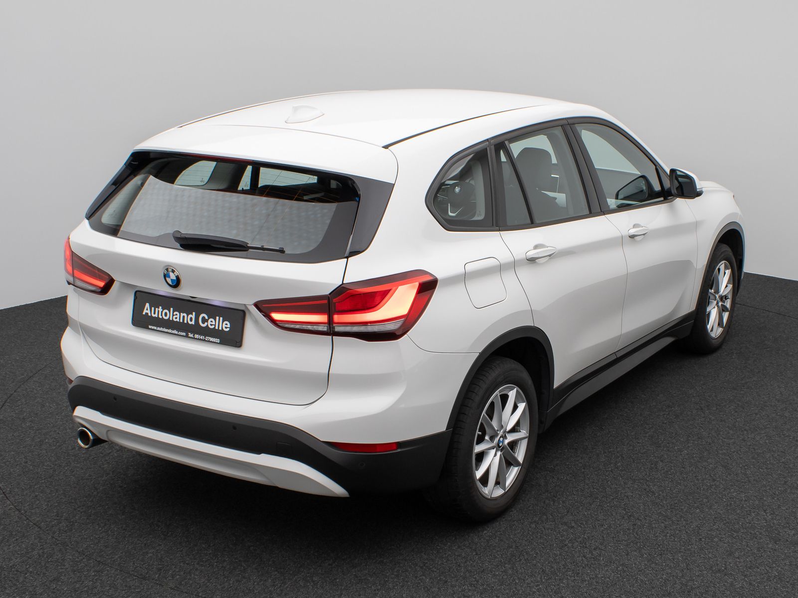 Fahrzeugabbildung BMW X1 sD18i Kamera DAB Alarm LED Navi Sport Geschwi