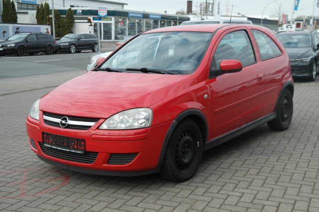 Opel Corsa C Edition mit TomTom GO