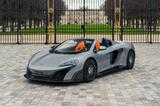 McLaren 675LT Spider - Titanium Silver, 9 600 km - McLaren 675LT Spider Gebrauchtwagen