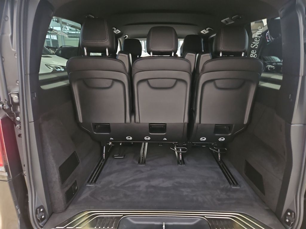 Fahrzeugabbildung Mercedes-Benz V 300 d AVG lang 7 Sitze STHZ DISTRONIC AHK SOUN