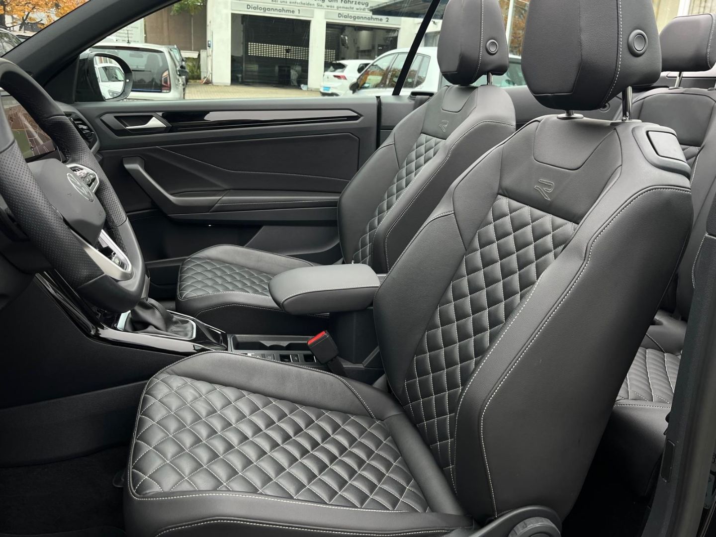 T-Roc Cabrio R-Line 1.5TSI DSG Leder*AHK*Black!
