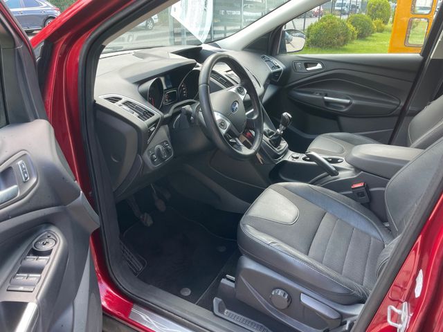 Fahrzeugabbildung Ford Kuga Titanium(Tüv&Insp.neu/1 Hand)