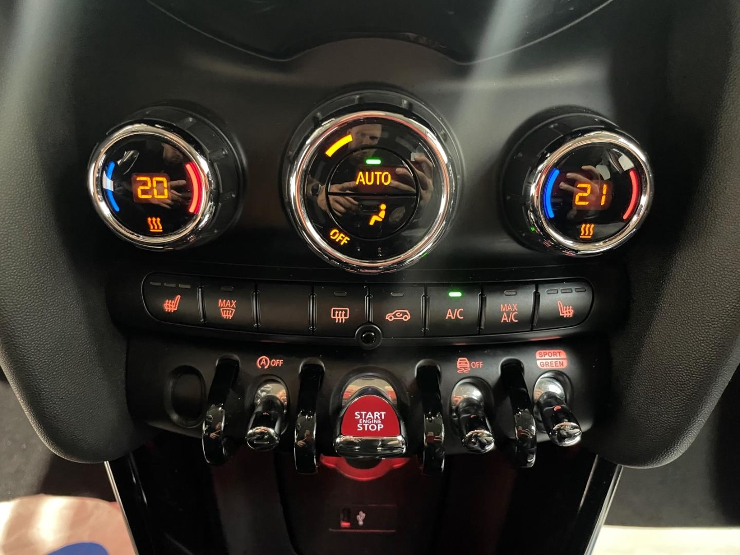 MINI Cooper Automatik LED Klima Tempomat Sitzheizung