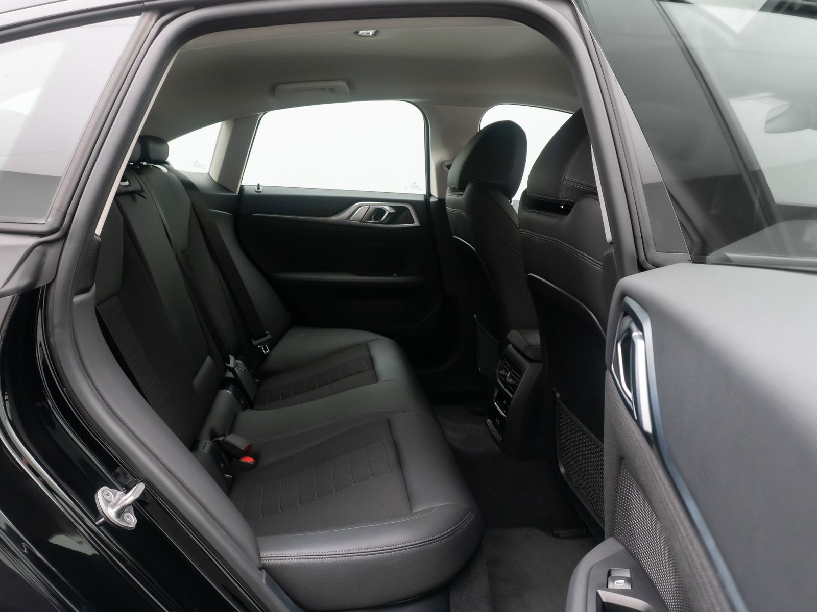 Fahrzeugabbildung BMW i4 eD40 GC HiFi Kamera DAB Widscreen Sportsitze