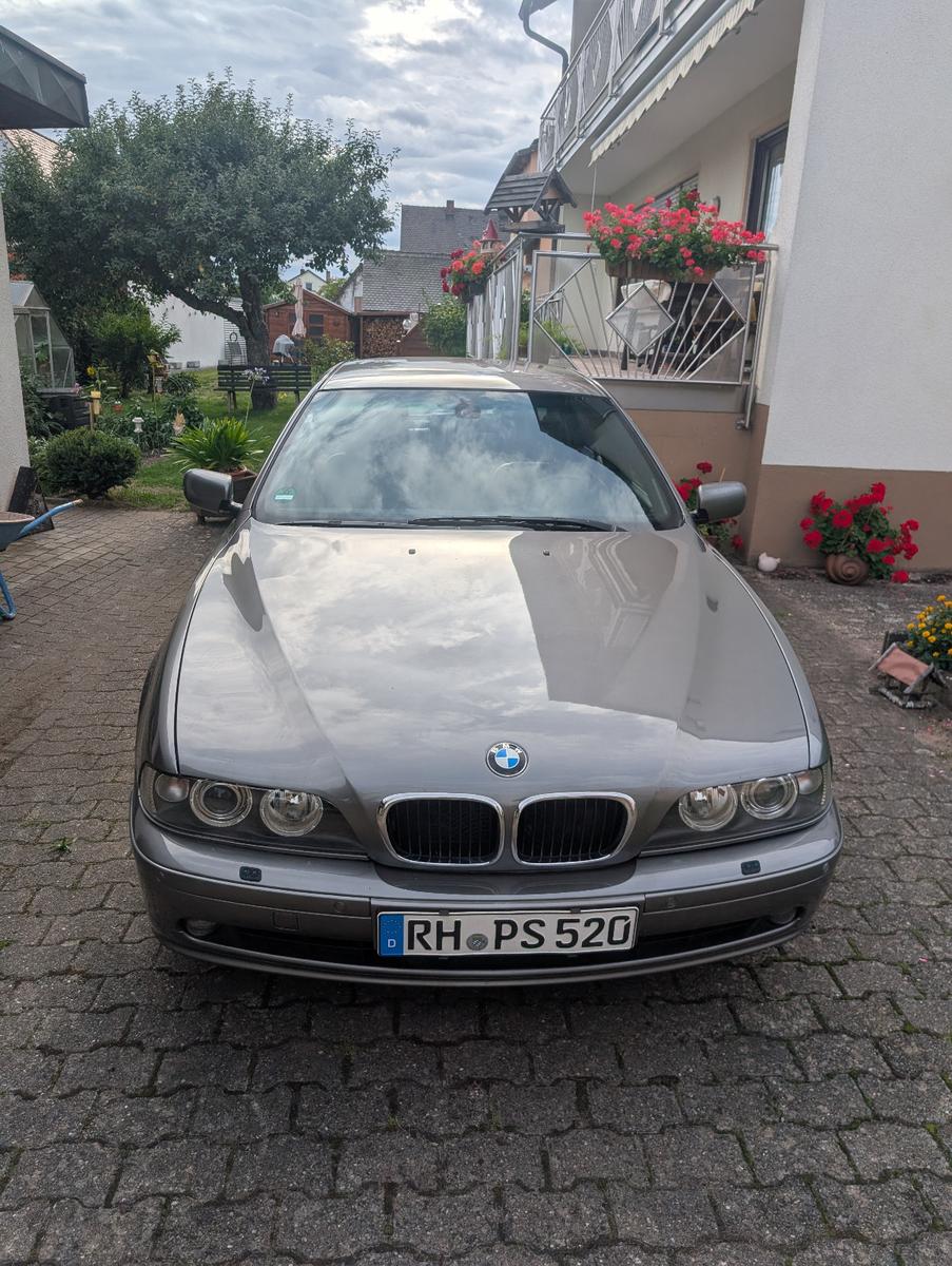 BMW 520i Exclusive Line