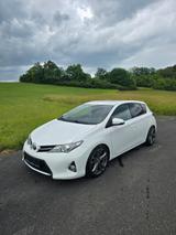 Toyota Auris Life Plus 2,0-l-D-4D S/S Life Plus - Toyota Auris mit Diesel-Antrieb: 2.2