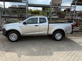 Isuzu D-Max Space Cab 4WD L - Isuzu: Space Cab