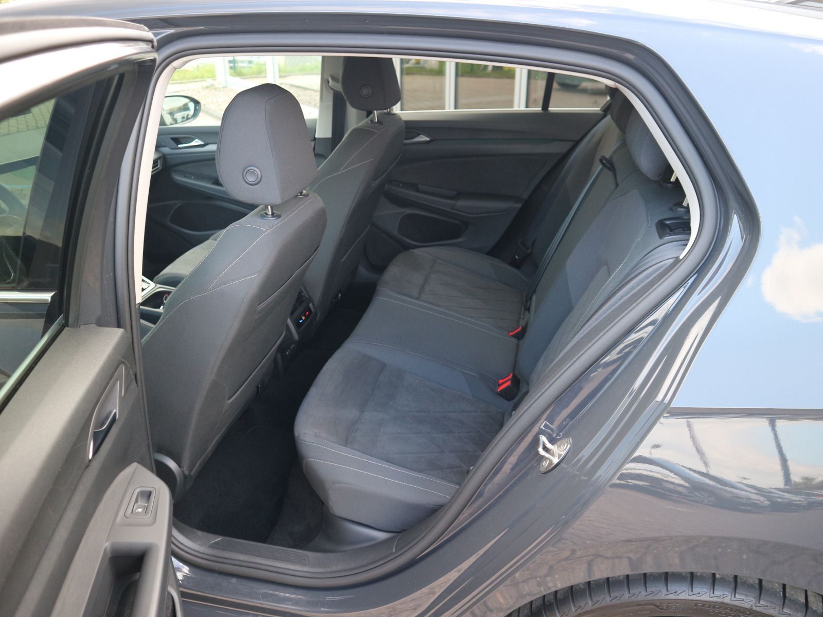 Volkswagen Golf - Bild 11