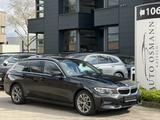 BMW 330 e Touring Aut. Sport Line / LED / Ambiente - BMW 330 in Duisburg