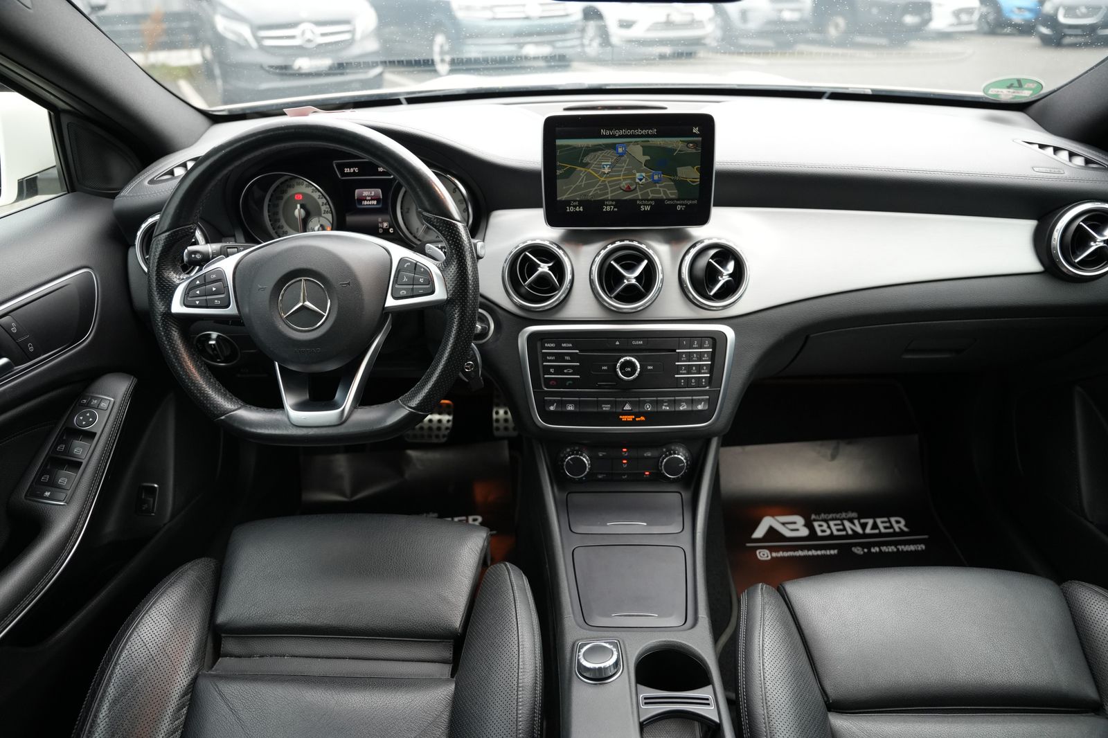 Fahrzeugabbildung Mercedes-Benz GLA 220 CDI 4Matic *AMG*SHZ*Navigation*