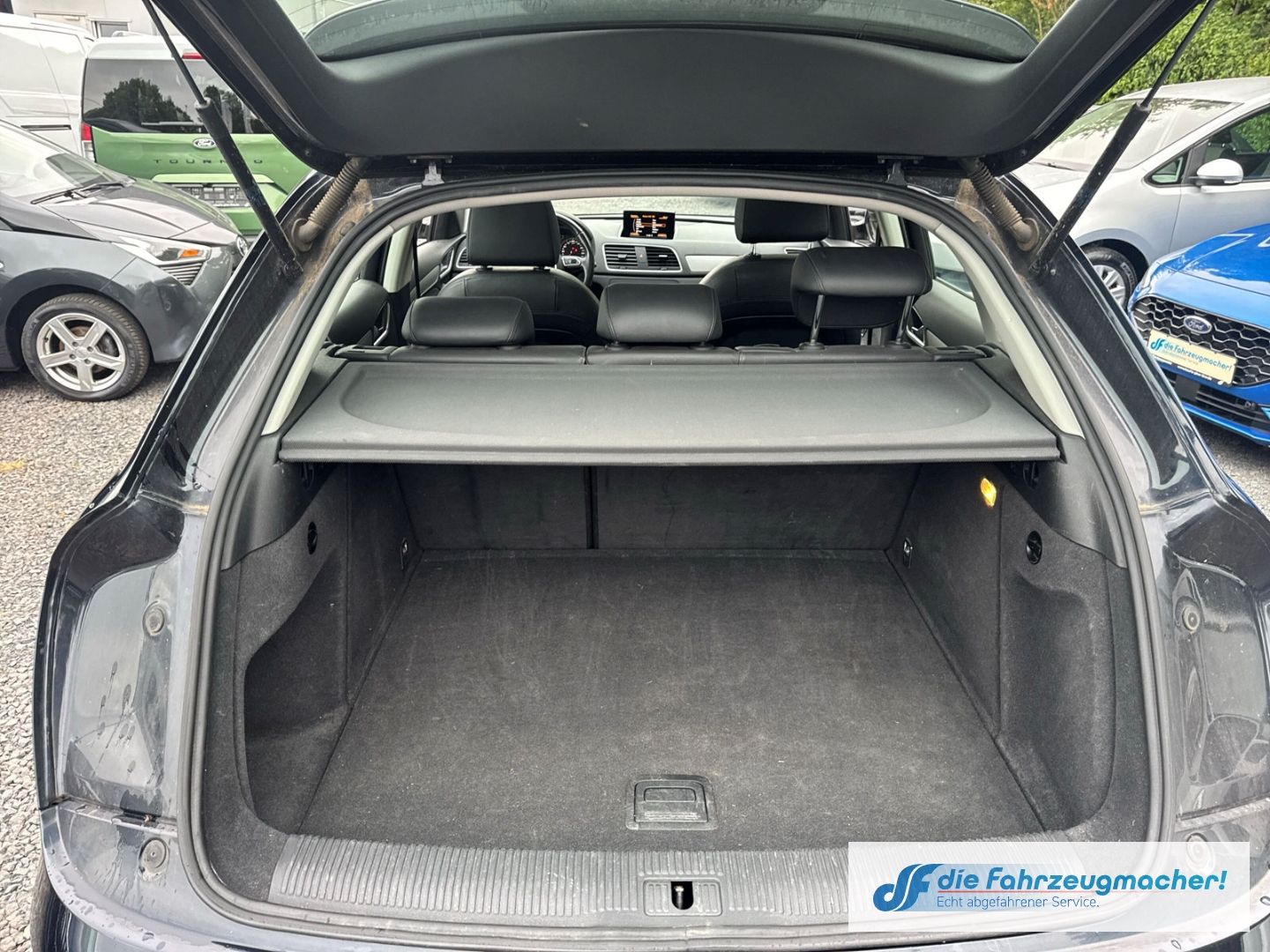 Fahrzeugabbildung Audi Q3 2.0 TDI El. Panodach Leder Soundsystem *EXPOR