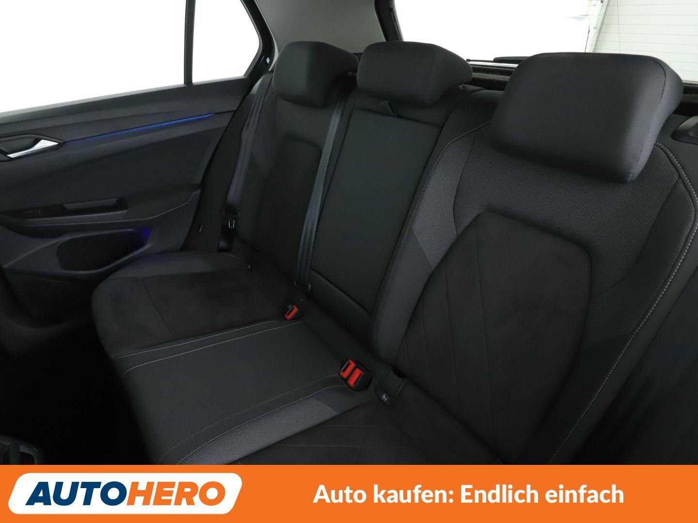 Volkswagen Golf VIII 1.5 eTSI ACT Style Aut.*HUD*MATRIX*ACC