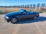 BMW 320i Cabrio E36 Automatik - BMW 320 aus 1995: 320i