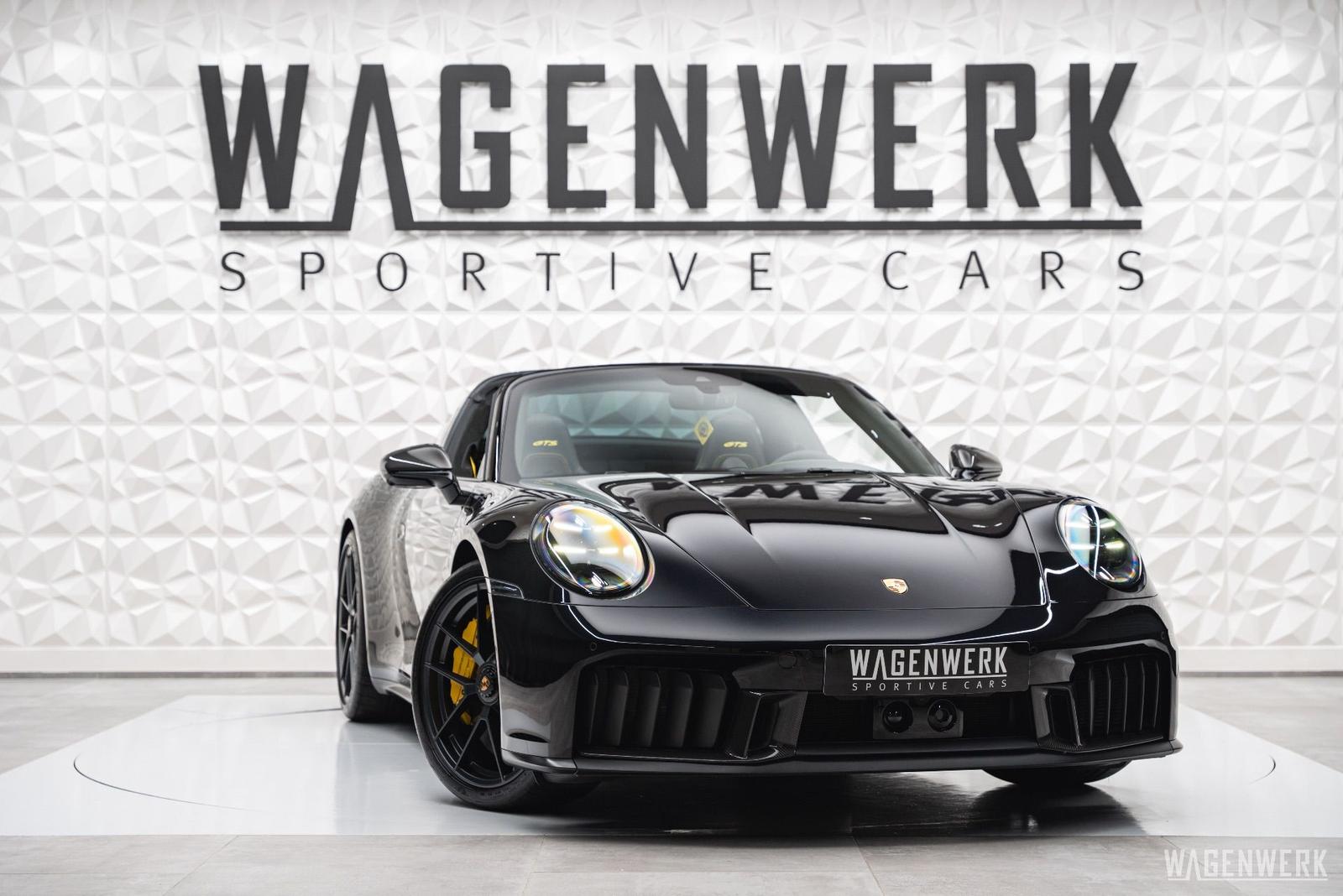 Porsche 992 Targa 4 GTS T-Hybrid CARBONPAKET PCCB PDCC L