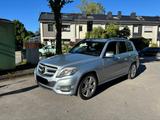 Mercedes-Benz GLK 220 BlueTEC 4MATIC - - blaue Mercedes-Benz GLK-Klasse