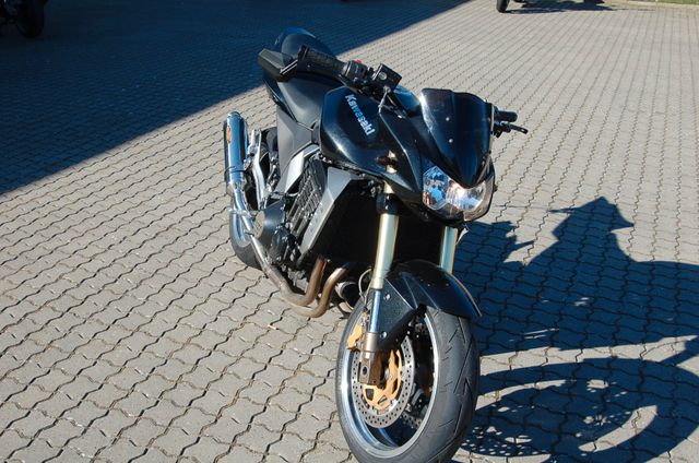 Kawasaki Z1000