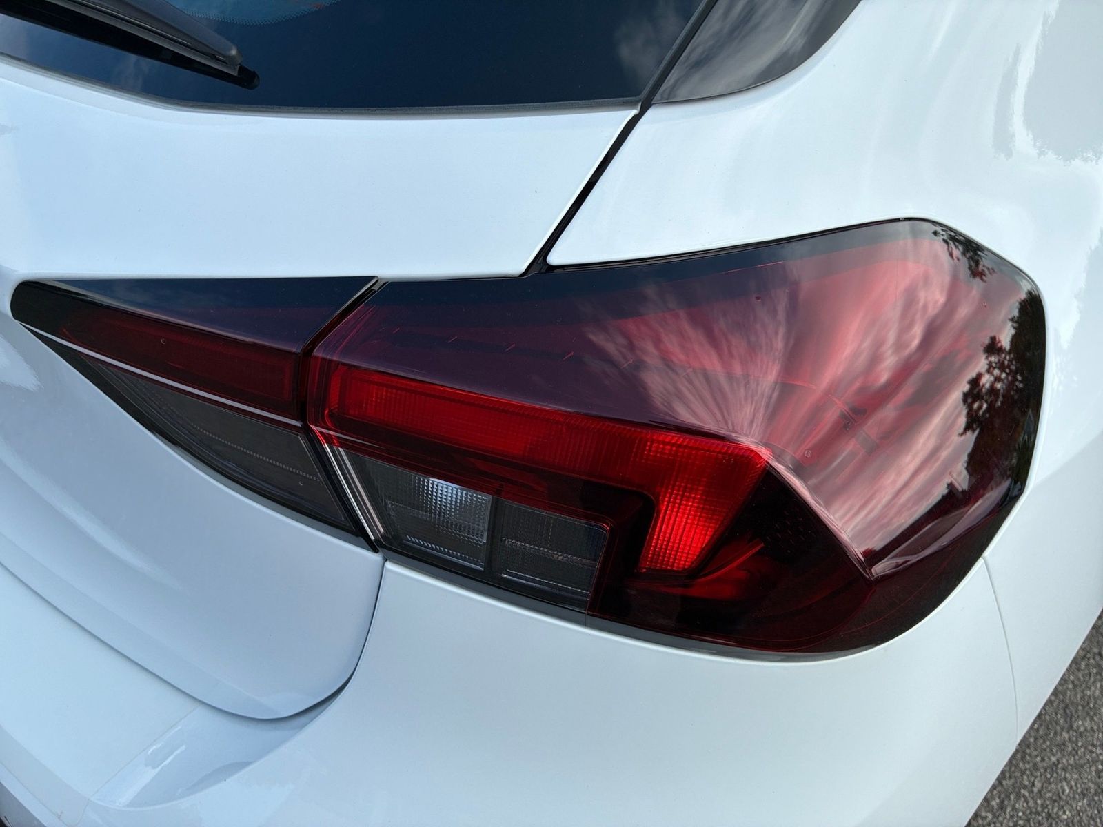 Fahrzeugabbildung Opel Corsa F 1.2 Turbo Elegance Kamera,LED,Navi,PDC