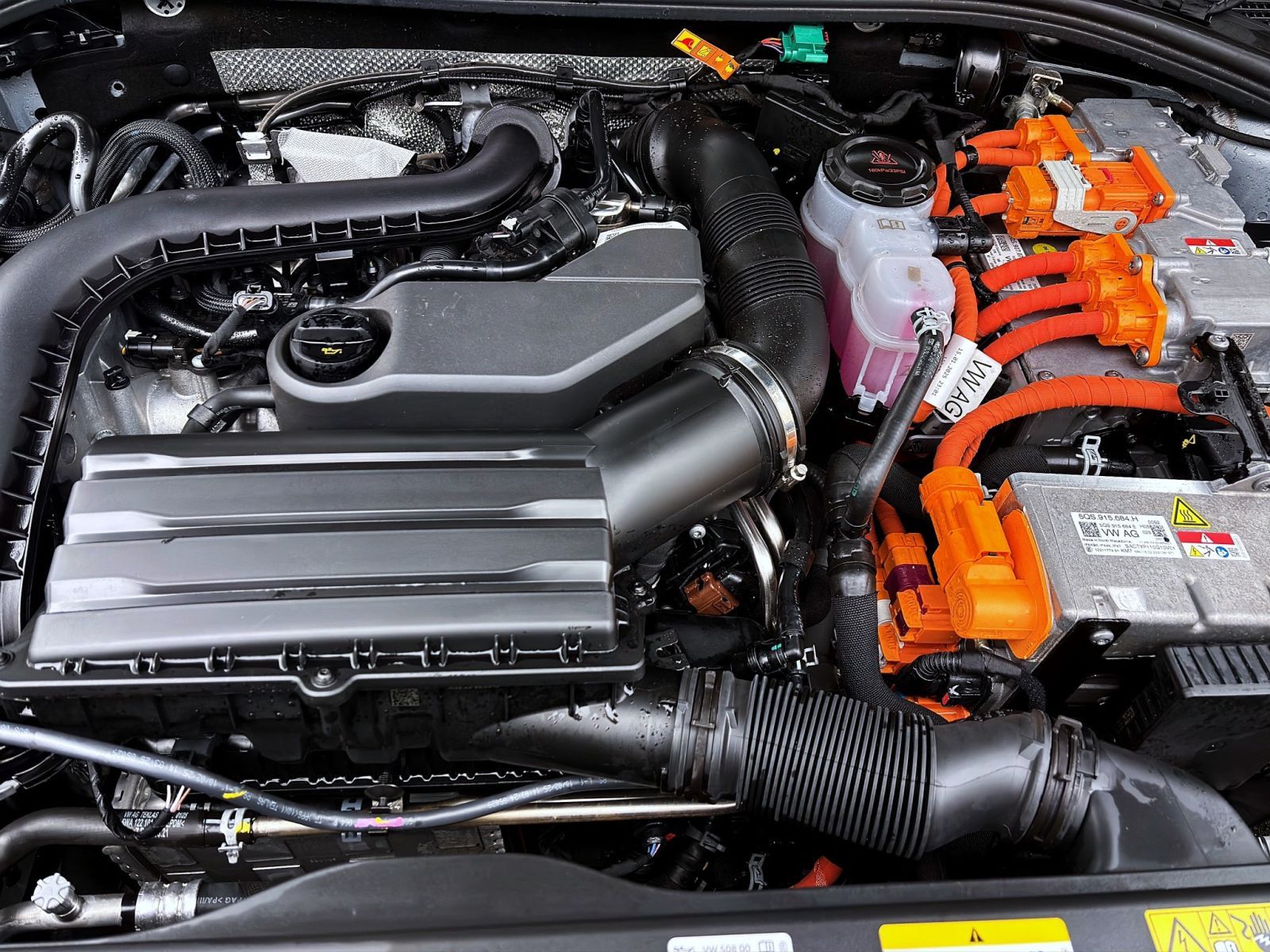 Volkswagen Passat Variant - Bild 18