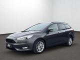Ford Focus Turnier 2.0TDCi Business Xenon Winterpaket - mit Diesel-Antrieb: Grau, Kombi, Winterpaket