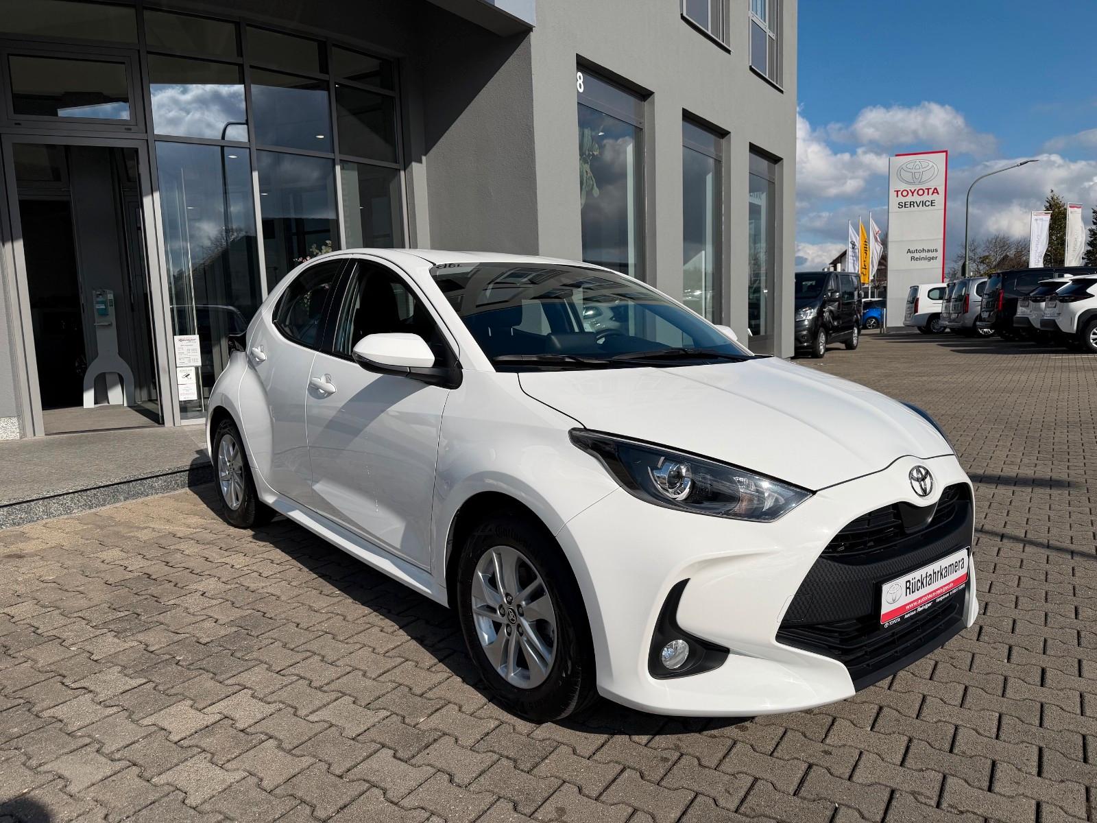 Toyota Yaris 1.5 l-VVT-i Comfort*RFK,Alufelgen,Tempomat