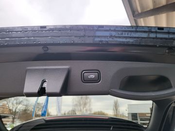 Fahrzeugabbildung Hyundai TUCSON 1.6 T-GDi 150PS 7-DCT 48V 2WD Edition 30+