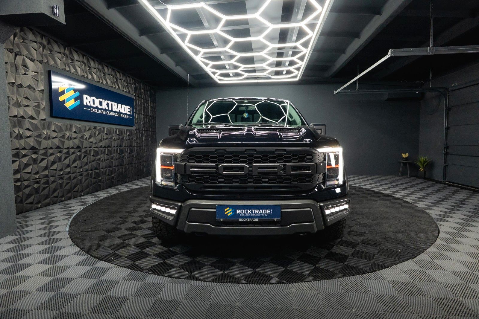 Fahrzeugabbildung Ford F150 5.0L V8 4x4 Offroad SuperCab RAPTOR 19%