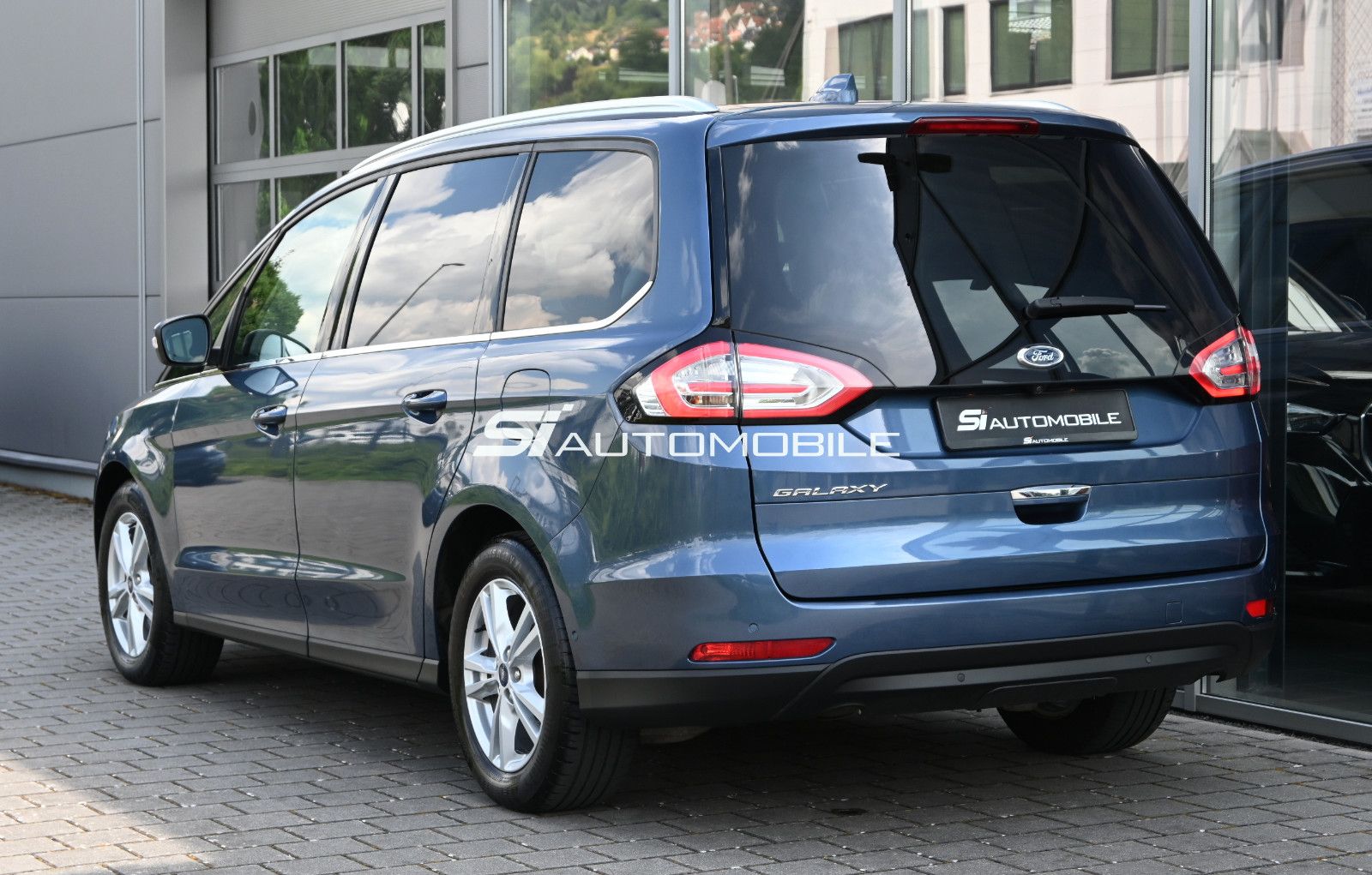 Fahrzeugabbildung Ford Galaxy 2.0 EcoBlue Titanium °AHK°PANO°BUSINESS 3