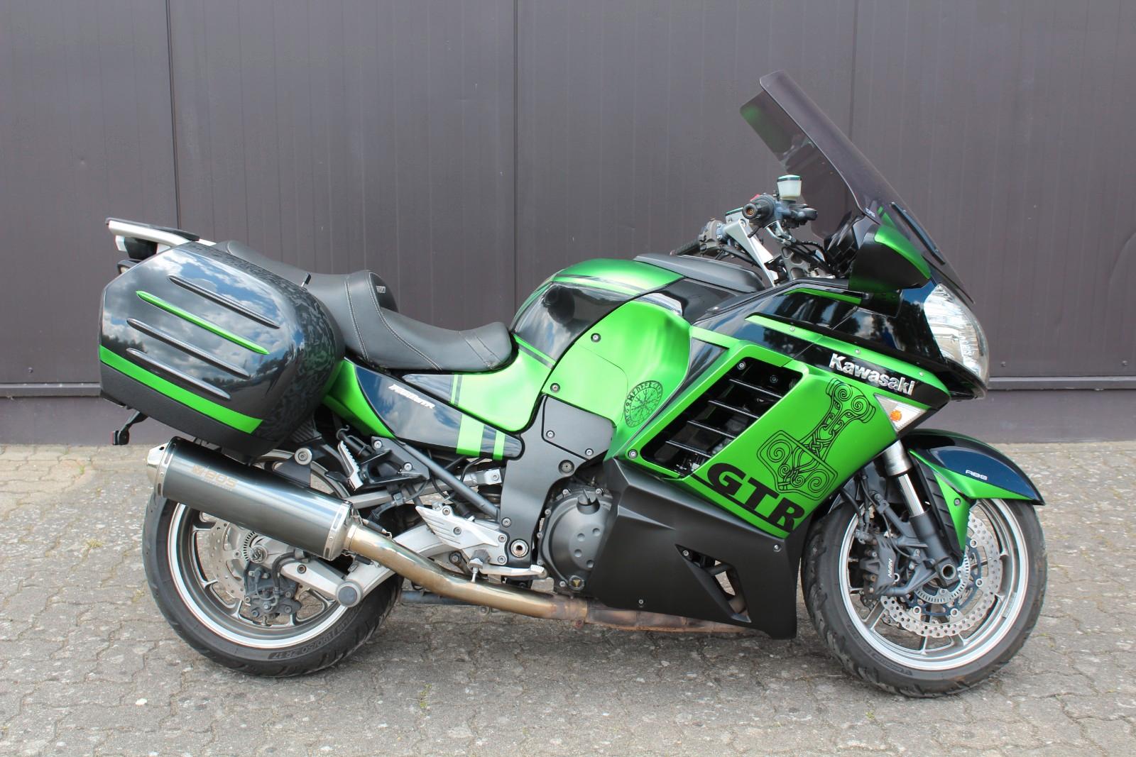 Kawasaki GTR 1400 ABS / Koffer / Zubehör / Garantie