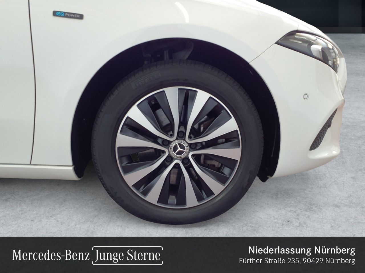 Mercedes-Benz A 250 e Prog Night Dist LED AugReal CarPlay Ambi foto 3