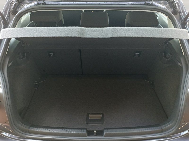 Fahrzeugabbildung Volkswagen Polo 1.0 TSI Life