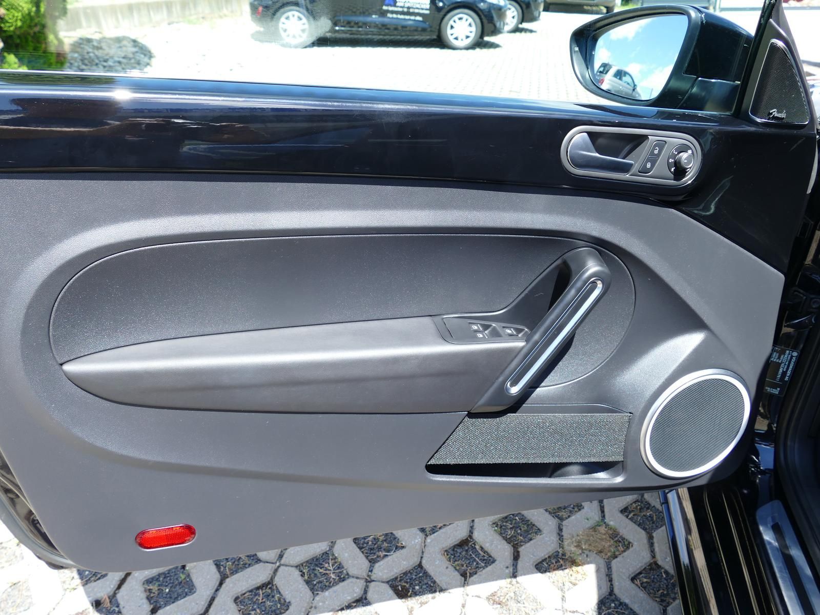 Volkswagen Beetle Cabrio R-Line Exclusive black ABT 19" DSG foto 21