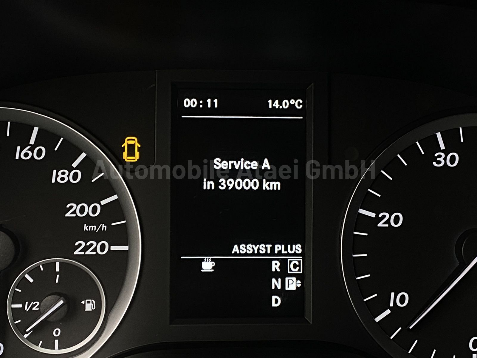 Fahrzeugabbildung Mercedes-Benz Vito Tourer 116 Pro Extralang Automatik (1068)