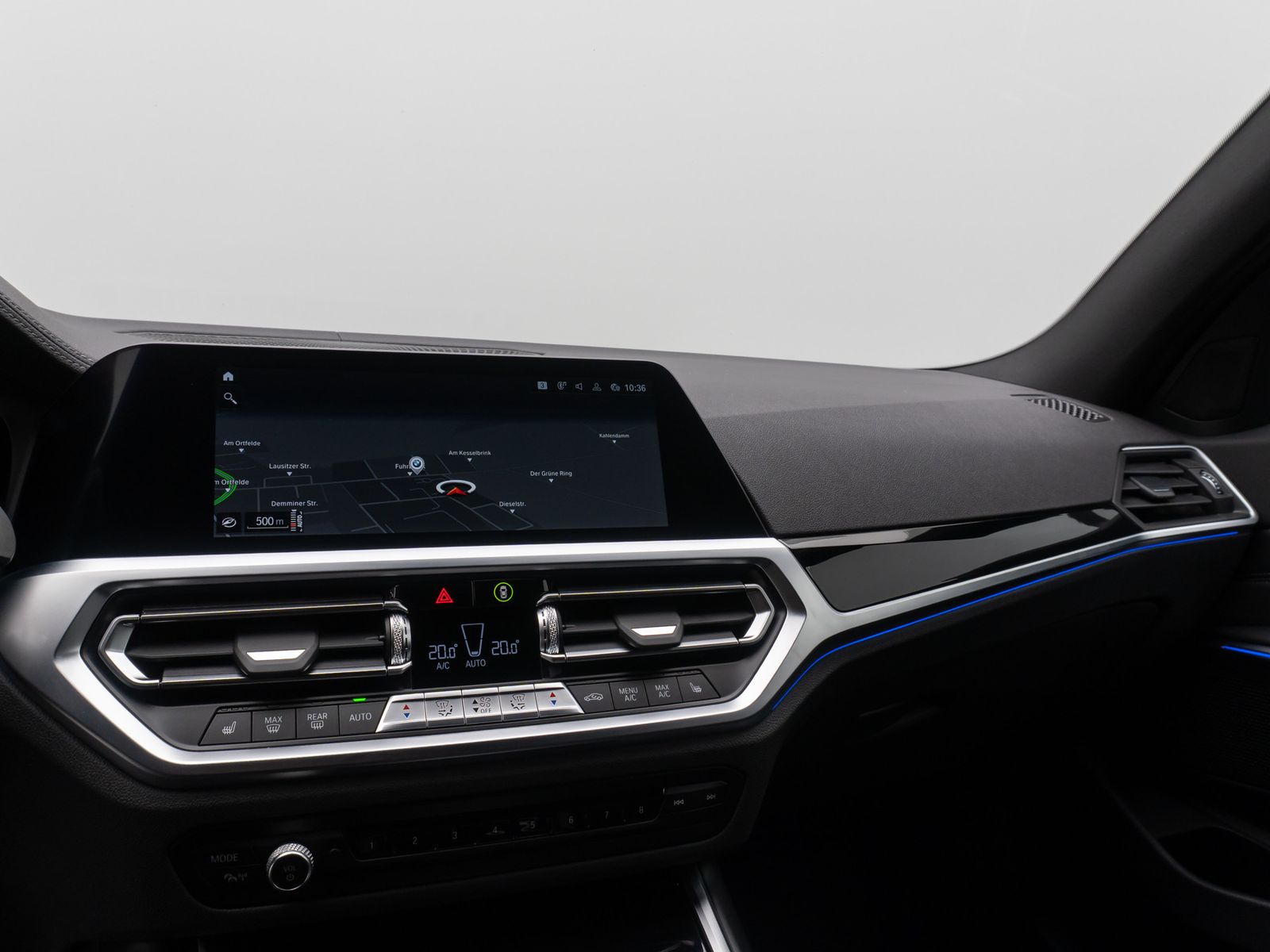 Fahrzeugabbildung BMW 318i Sport Line DAB Kamera Stop&go Laser HiFi