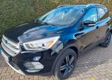 Ford Kuga 2,0 TDCi 4x4 110kW Titanium - Ford Kuga: Von Privat