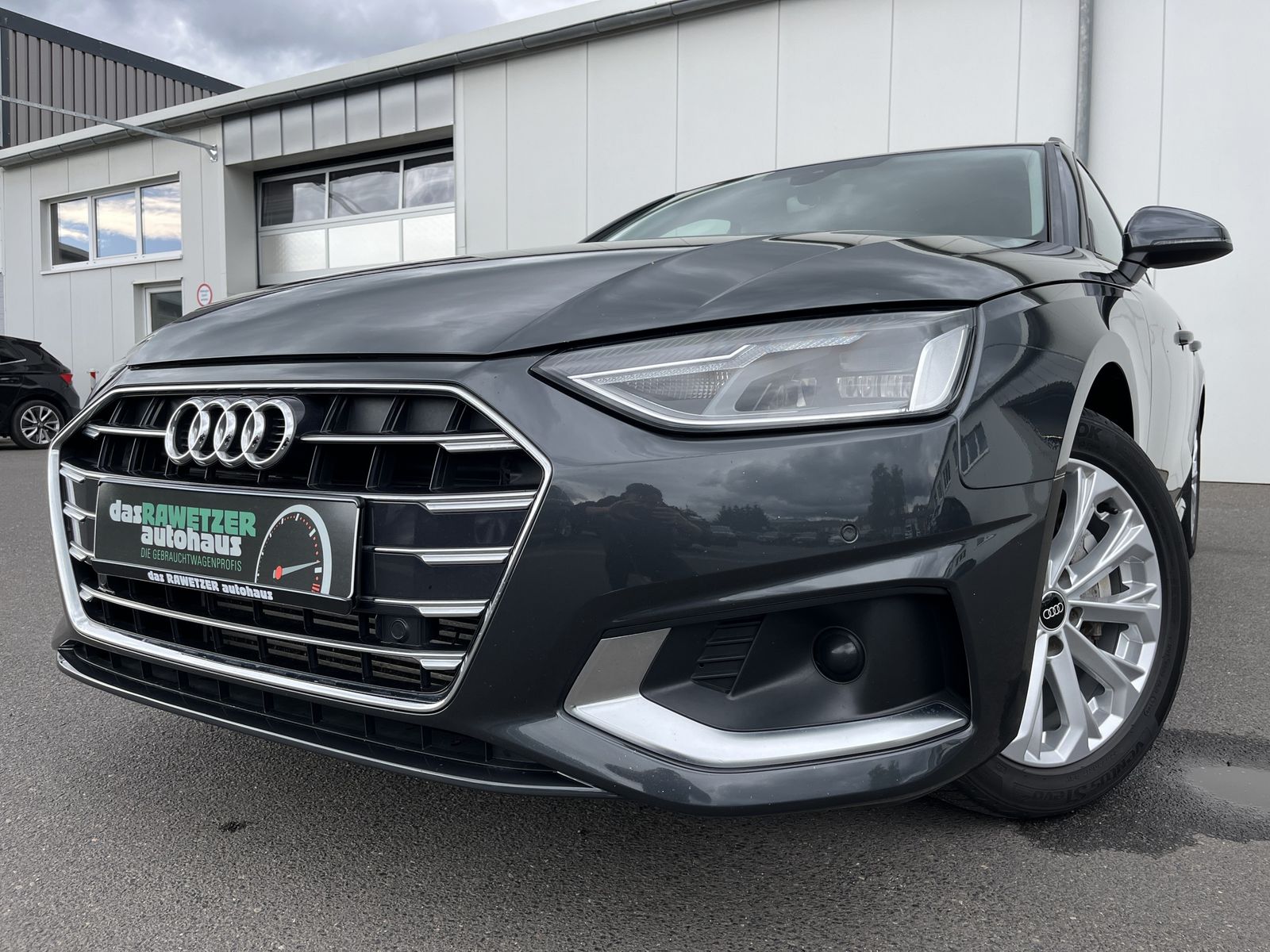Audi A4 Avant 40 2.0 TFSI S tronic advanced 131€ m.20