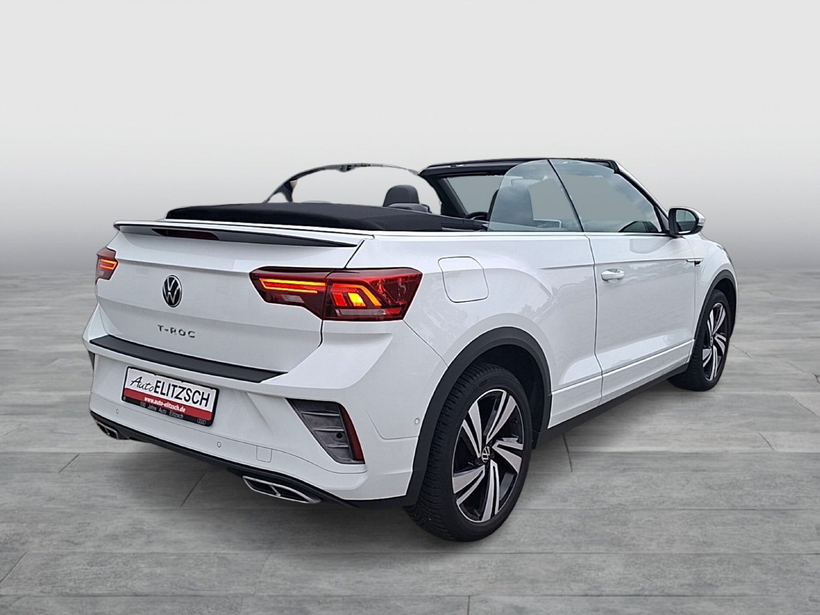 Fahrzeugabbildung Volkswagen T-Roc Cabriolet TSI R-Line DSG LEDplus Navi VC A