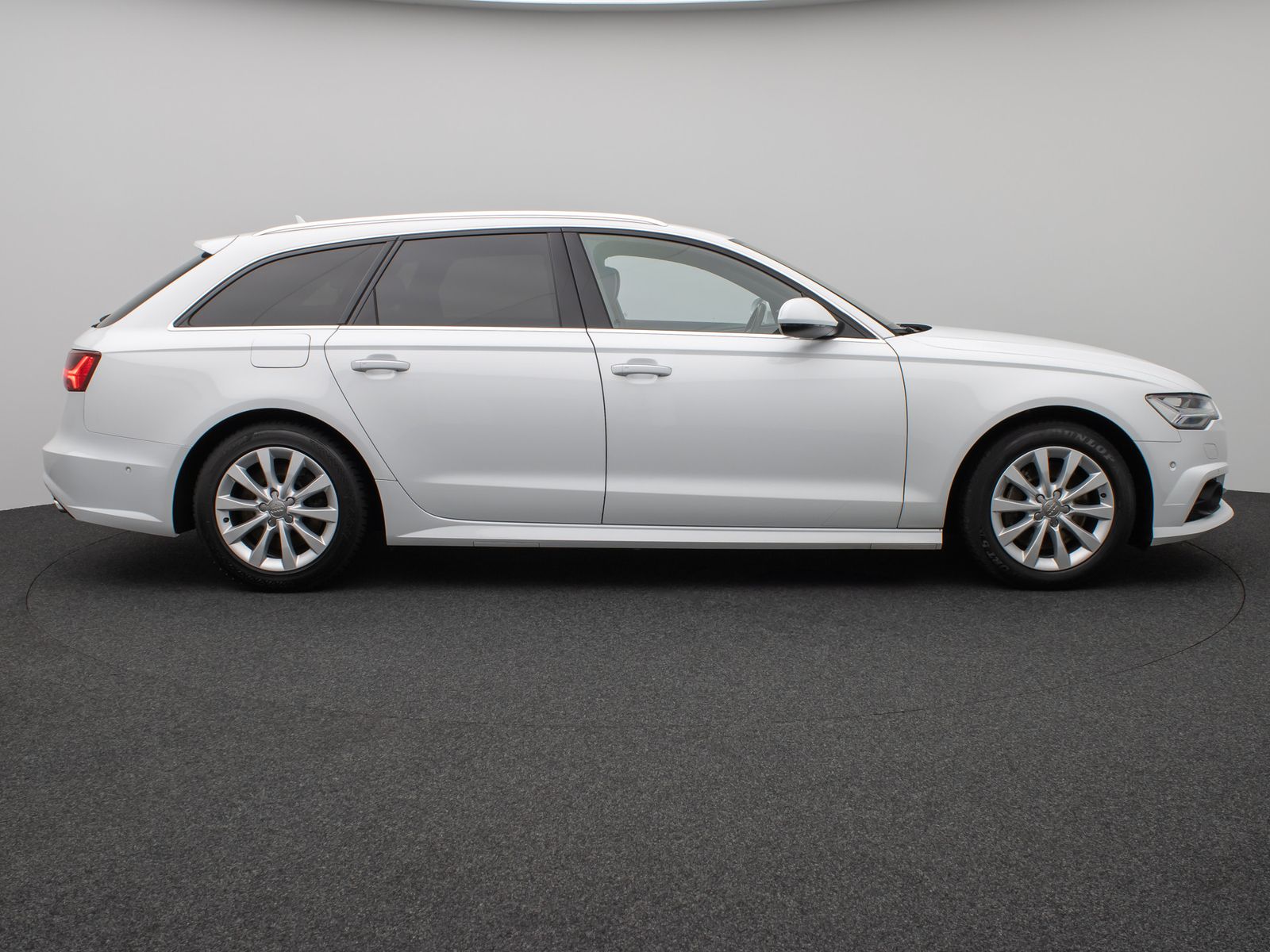 Fahrzeugabbildung Audi A6 Avant 3.0 TDI clean quattro Kamera BOSE AHK