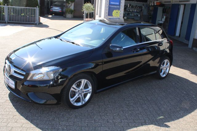 MERCEDES-BENZ A 180 Urban Panorama*Navi*Sitzh.*7Gang Autom*