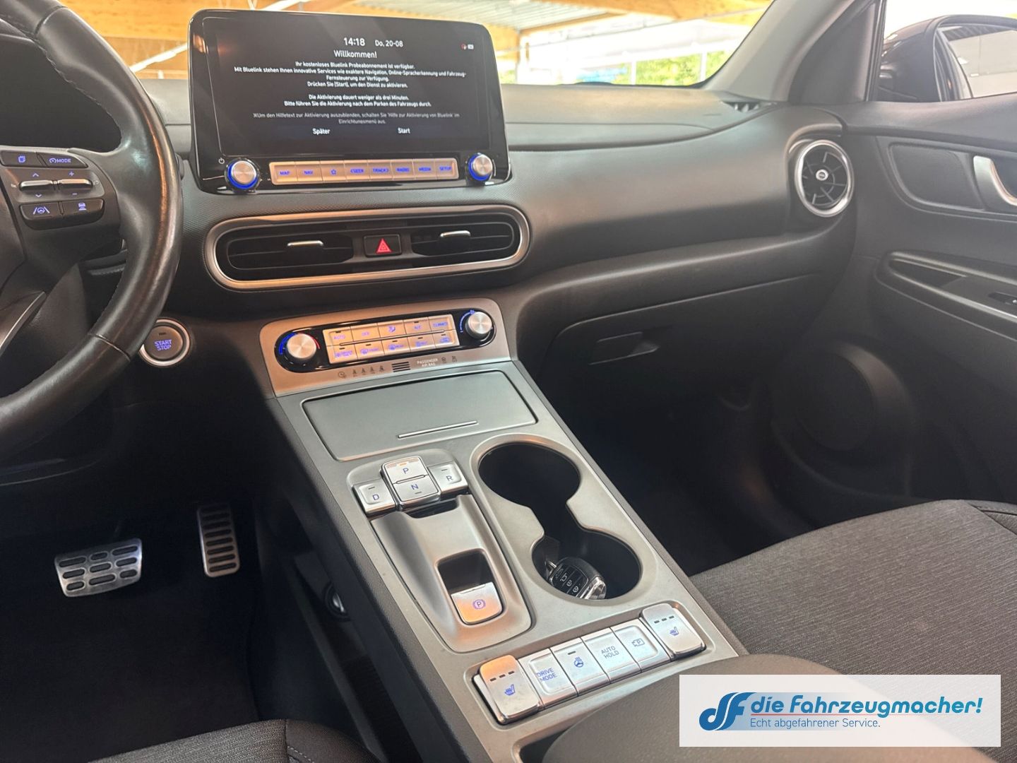 Fahrzeugabbildung Hyundai KONA Trend Elektro 2WD Navi Soundsystem LED ACC