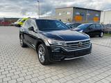 Volkswagen Touareg R-LINE VIRTUAL/KAMERA 360°/LED/XENON - gebrauchte VW Touareg aus dem Jahr 2023