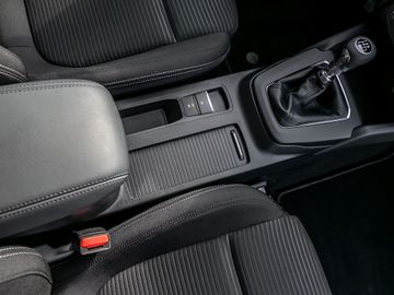 Ford Focus Turnier 1.0 Titanium-LED-Keyless-Winter-P.