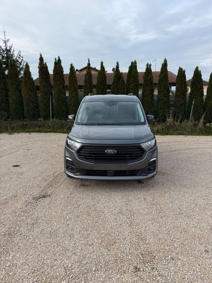 Other Ford Tourneo Connect 2.0 EcoBlue 122 CV 4x4 7 po imagem 2